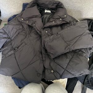 Zara cropped puffer